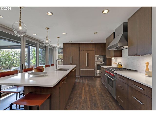 3619 Sw 50TH Ave, Portland, OR 97221