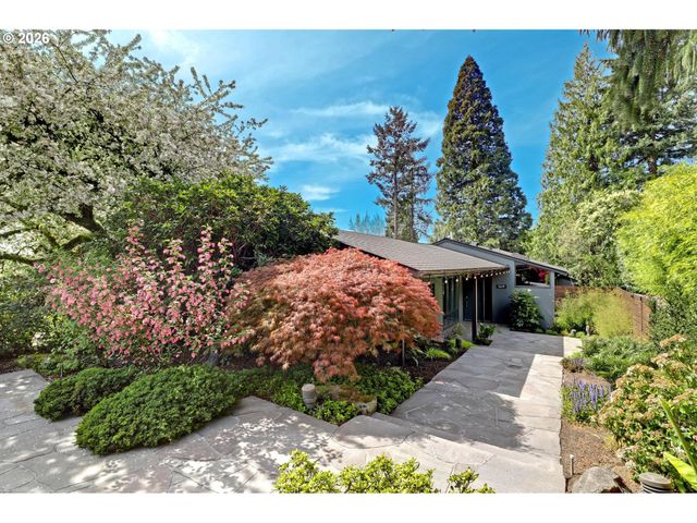 3619 Sw 50TH Ave, Portland, OR 97221