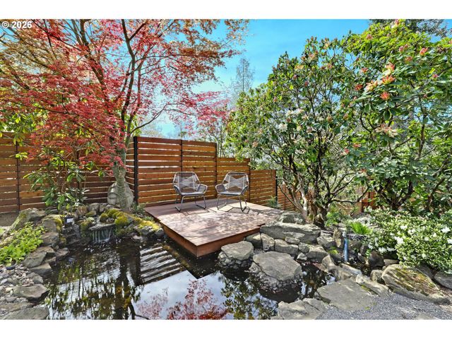 3619 Sw 50TH Ave, Portland, OR 97221