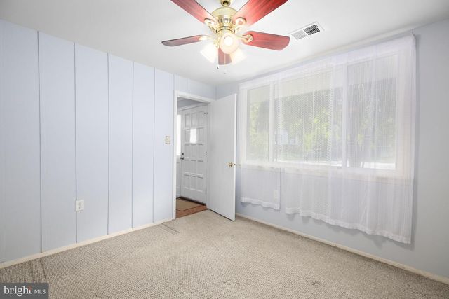 19007 RED OAK LN, Triangle, VA 22172