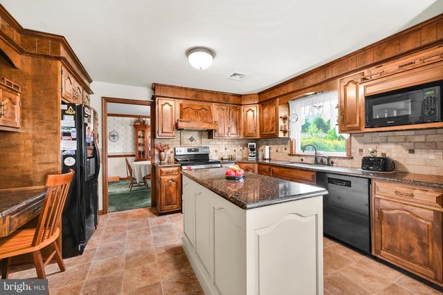 30 W ELM ST, Conestoga, PA 17516