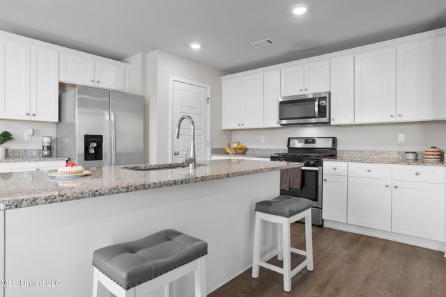 1089 Enclave Circle, Long Beach, MS 39560