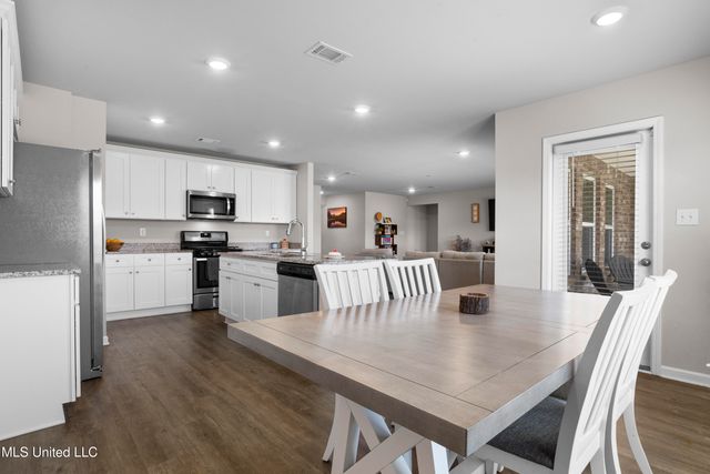 1089 Enclave Circle, Long Beach, MS 39560