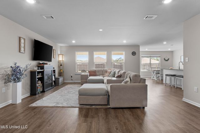 1089 Enclave Circle, Long Beach, MS 39560