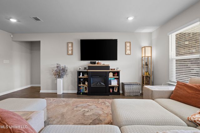 1089 Enclave Circle, Long Beach, MS 39560