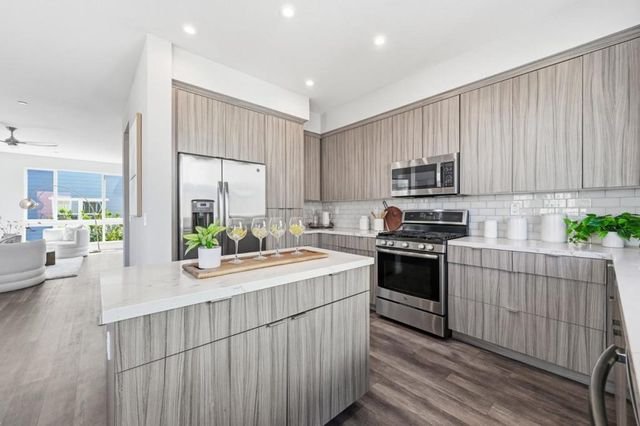 416 Santo Domingo Terrace, Sunnyvale, CA 94085