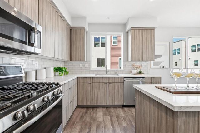 416 Santo Domingo Terrace, Sunnyvale, CA 94085