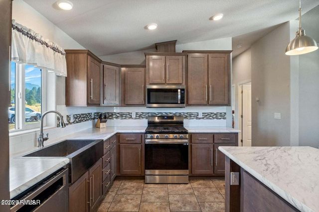 53 COUNTY ROAD 2092 --, Alpine, AZ 85920