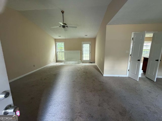 7021 Whitfield Drive, Riverdale, GA 30296