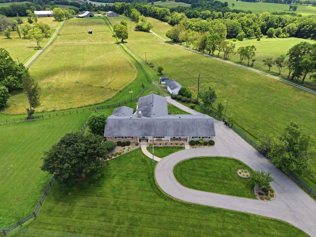 2509 Mount Sterling Road, Winchester, KY 40391