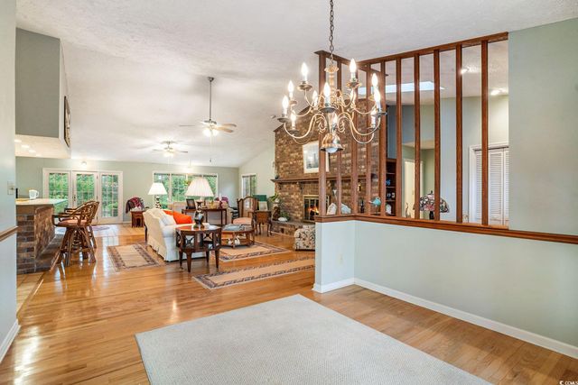 1422 Crooked Pine Dr., Surfside Beach, SC 29575