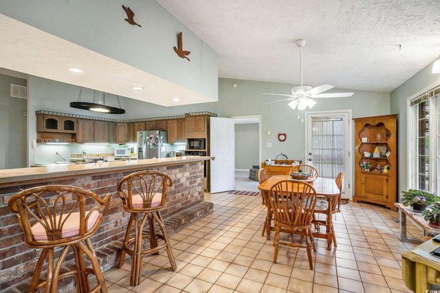 1422 Crooked Pine Dr., Surfside Beach, SC 29575