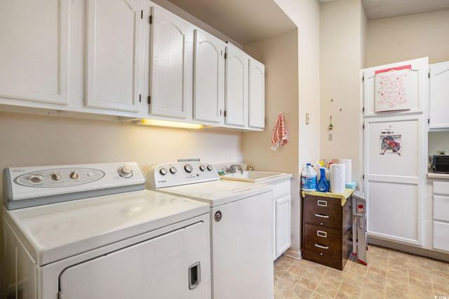 1422 Crooked Pine Dr., Surfside Beach, SC 29575