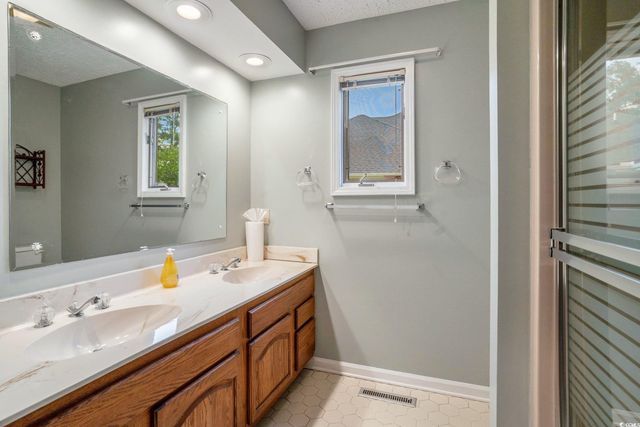 1422 Crooked Pine Dr., Surfside Beach, SC 29575