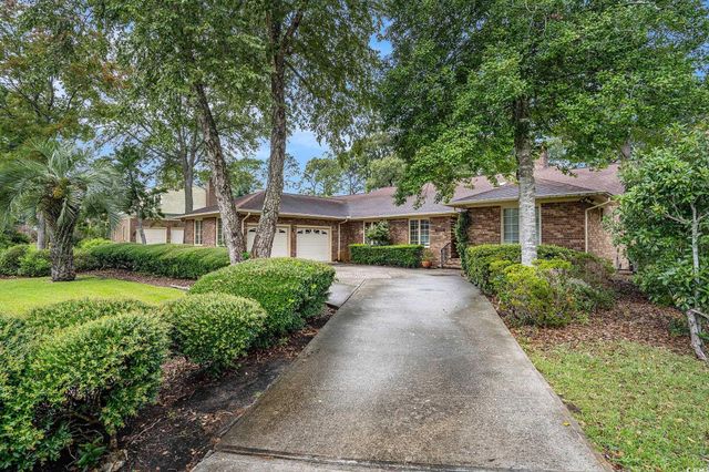 1422 Crooked Pine Dr., Surfside Beach, SC 29575