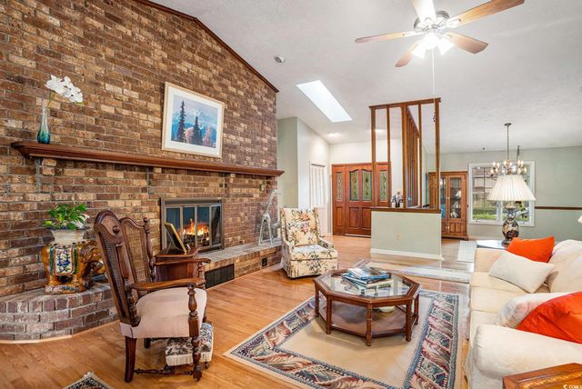 1422 Crooked Pine Dr., Surfside Beach, SC 29575