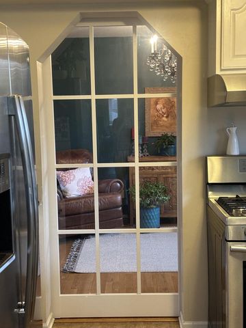 880 Uhen COURT, Burlington, WI 53105