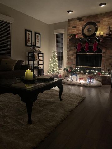 880 Uhen COURT, Burlington, WI 53105