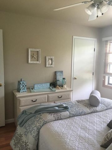 880 Uhen COURT, Burlington, WI 53105