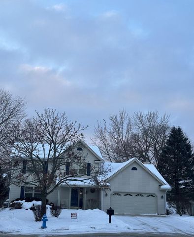 880 Uhen COURT, Burlington, WI 53105