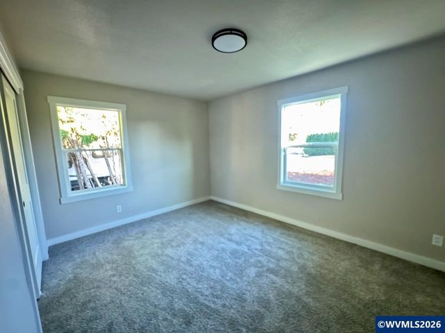 4125 Auburn St NE, Salem, OR 97301