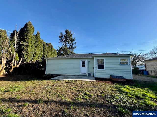 4125 Auburn St NE, Salem, OR 97301