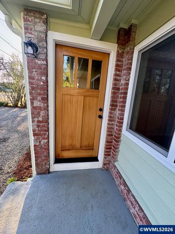 4125 Auburn St NE, Salem, OR 97301