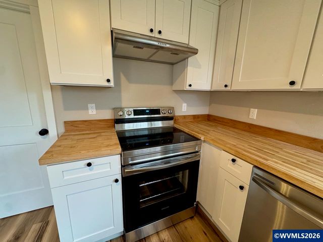 4125 Auburn St NE, Salem, OR 97301