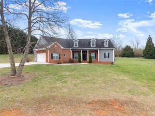 5615 Little Branch Circle, Clermont, GA 30527