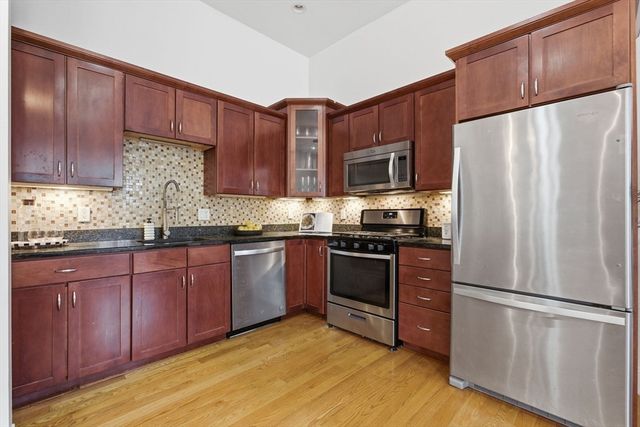 87 Franklin St 105, Quincy, MA 02169