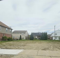 1225 Harding Street, Detroit, MI 48214