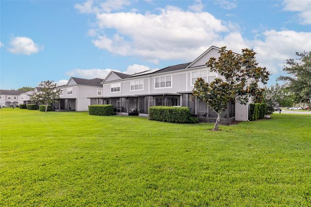 15048 BELLINKOFF LANE, Orlando, FL 32828