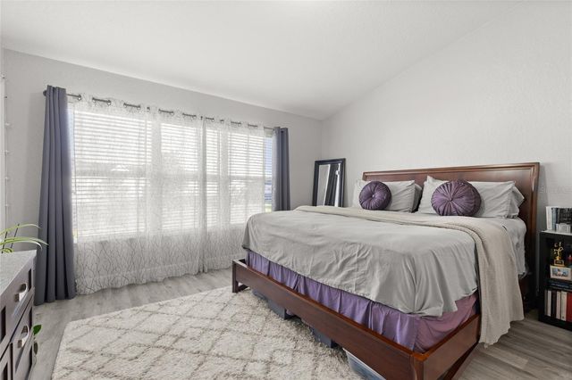 15048 BELLINKOFF LANE, Orlando, FL 32828