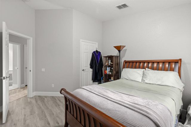 15048 BELLINKOFF LANE, Orlando, FL 32828