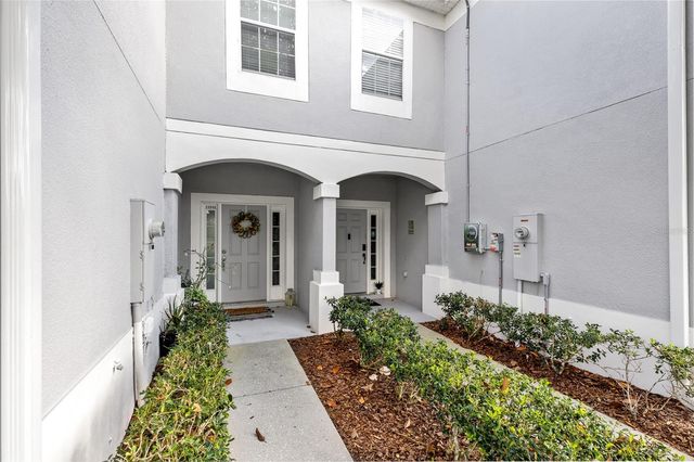15048 BELLINKOFF LANE, Orlando, FL 32828