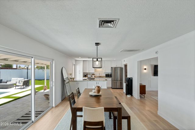 8125 E Palm Lane, Scottsdale, AZ 85257