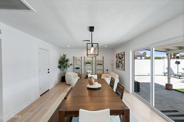 8125 E Palm Lane, Scottsdale, AZ 85257