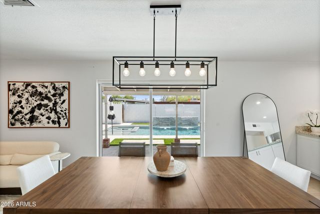 8125 E Palm Lane, Scottsdale, AZ 85257