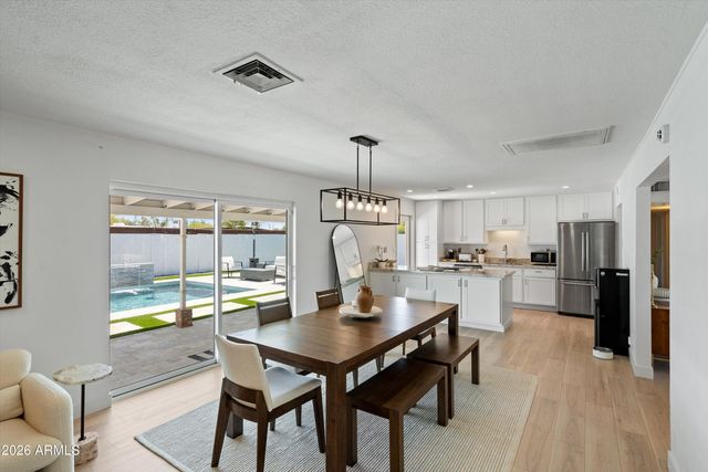 8125 E Palm Lane, Scottsdale, AZ 85257