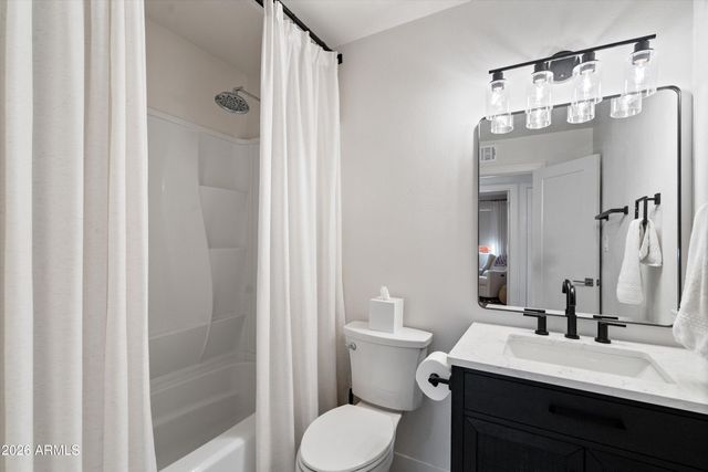 8125 E Palm Lane, Scottsdale, AZ 85257