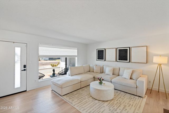 8125 E Palm Lane, Scottsdale, AZ 85257
