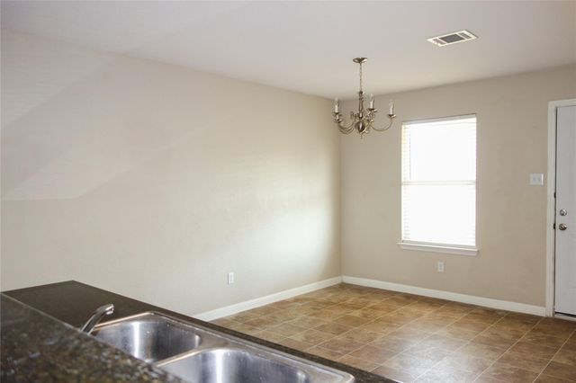 108 Lavaca LOOP, Hutto, TX 78634