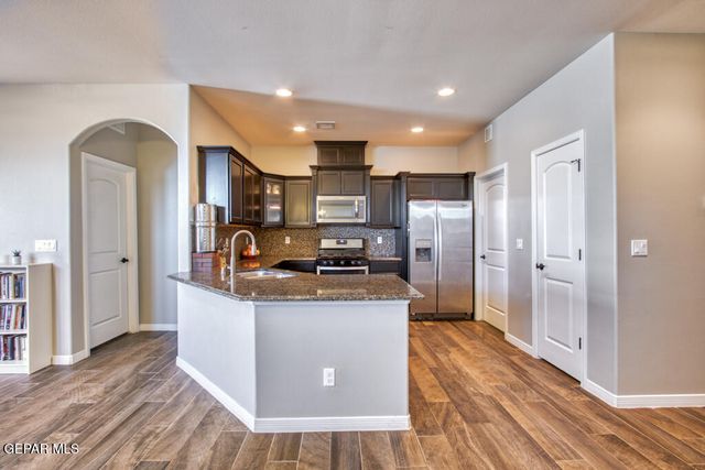 14837 HARRY FLOURNOY Avenue, El Paso, TX 79938