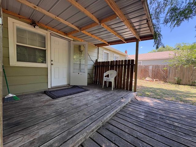 5207 E Murdock, Wichita, KS 67208