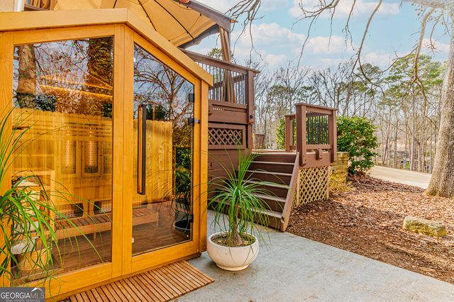 10120 Kinross Road, Roswell, GA 30076