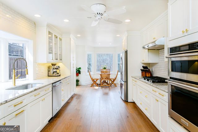 10120 Kinross Road, Roswell, GA 30076