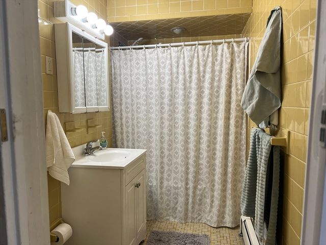 100 Quincy Ave. 5, Winthrop, MA 02152