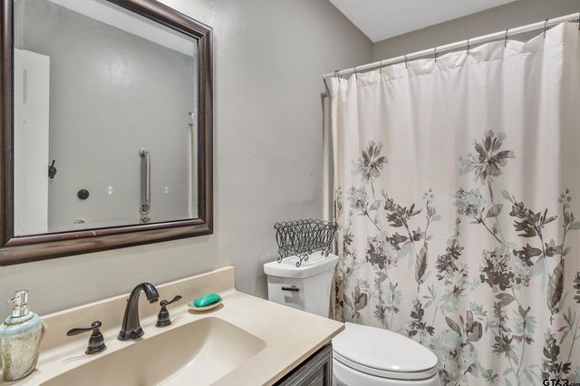 18054 Silver Leaf, Flint, TX 75762