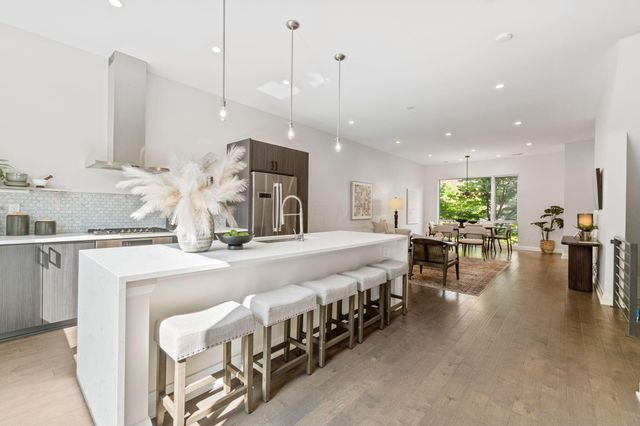 801 N 6th Street, Columbus, OH 43215