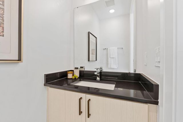 801 N 6th Street, Columbus, OH 43215